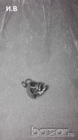 Сребърна висулка череп, снимка 2 - Колиета, медальони, синджири - 16724969