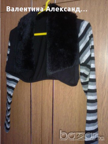 Къса дамска жилетка-тип ръкави, снимка 2 - Жилетки - 11730591