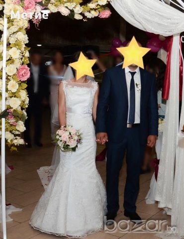 Много стилна и изискана Булчинска рокля, снимка 4 - Сватбени рокли - 20524558