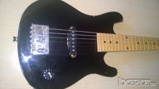 китара електрическа-80/26см- нов внос от англия, снимка 2 - Китари - 7710896