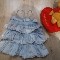 Дънкова рокля Zara 6-9 месеца , снимка 2 - Бебешки рокли - 25586060
