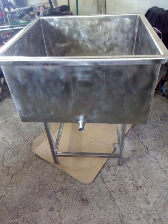Продавам вани за сирене в Други машини и части в гр. Хасково - ID12684214 —  Bazar.bg