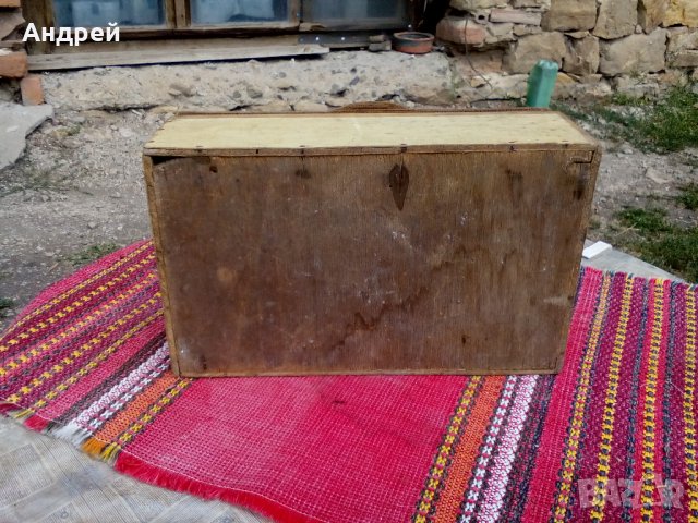 Стара дървена кутия #2, снимка 6 - Антикварни и старинни предмети - 22822694