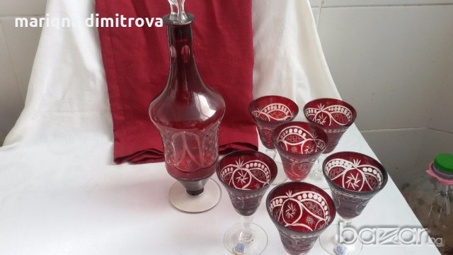 Кристални чаши цветен червен кристал и гарафа , снимка 12 - Антикварни и старинни предмети - 17470279