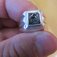 мъжки сребърен пръстен с  ръчно гравирана гема .. изображение върху камъка  - радост за естети , , снимка 6 - Пръстени - 14486951