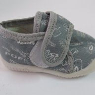 Текстилни обувки Беко, снимка 1 - Бебешки обувки - 15419412