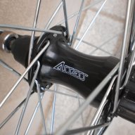 Продавам колела внос от Германия комплект шосейни капли 28 цола Assess , снимка 10 - Части за велосипеди - 10083386