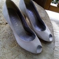 отворени обувки нови, снимка 2 - Дамски обувки на ток - 21488307