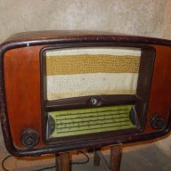 радиоапарат балтика , снимка 1 - Антикварни и старинни предмети - 14204167