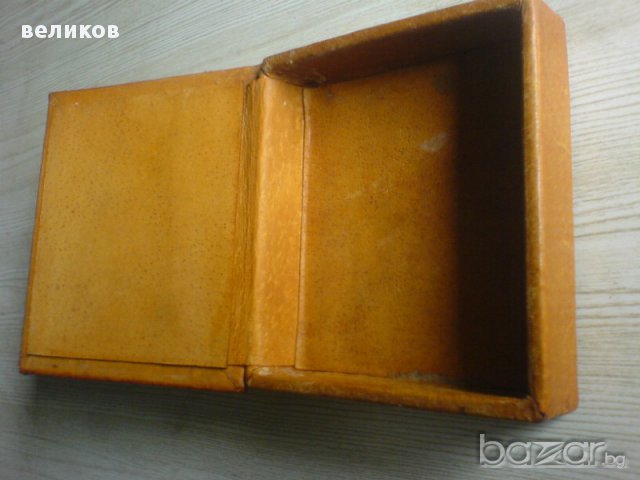 Бижутерийна кутия , снимка 2 - Бижутерийни комплекти - 11784722
