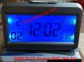 Настолен часовник с термометър+календар и гласов контрол, снимка 1 - Други стоки за дома - 12979313