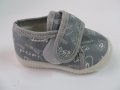 Текстилни обувки Беко, снимка 1 - Бебешки обувки - 15419412