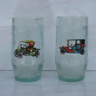 Две стари чаши с ретро автомобили, снимка 1 - Други ценни предмети - 11437463