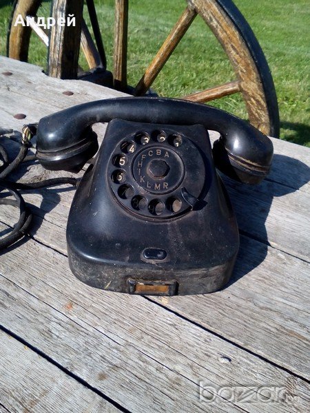 Старинен телефон, снимка 1