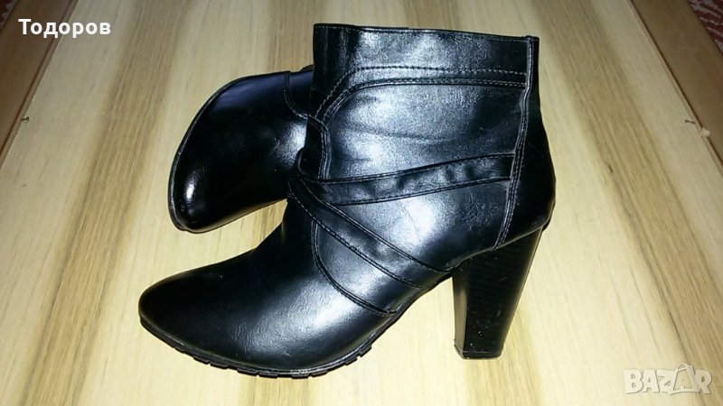 ЧЕРНИ  КОЖЕНИ  БОТИ  - 39/4 0, снимка 1