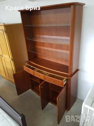 Витрина от масивно дърво Германия , снимка 5 - Секции и витрини - 24912333