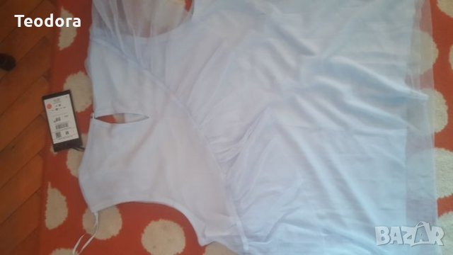 Дамска блуза Mohito, снимка 2 - Тениски - 22583015