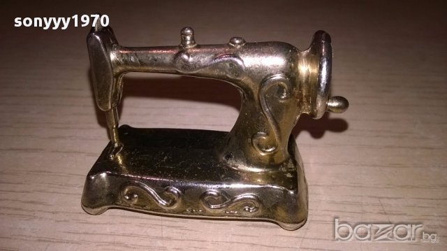 Мини ретро колекция-шевна машина-5х4х2.5см-внос швеицария, снимка 9 - Антикварни и старинни предмети - 17492312