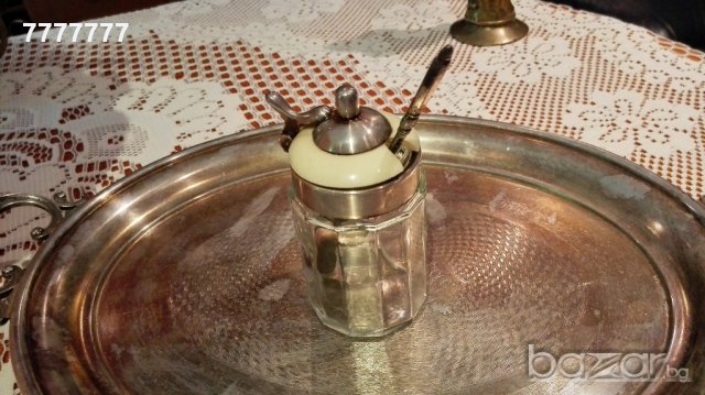 Старинна захарница