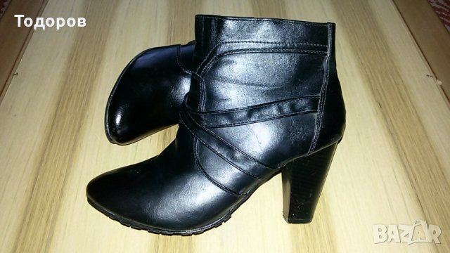 ЧЕРНИ  КОЖЕНИ  БОТИ  - 39/4 0