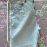 Детски къси дънки на Reserved, снимка 3 - Детски къси панталони - 25820494