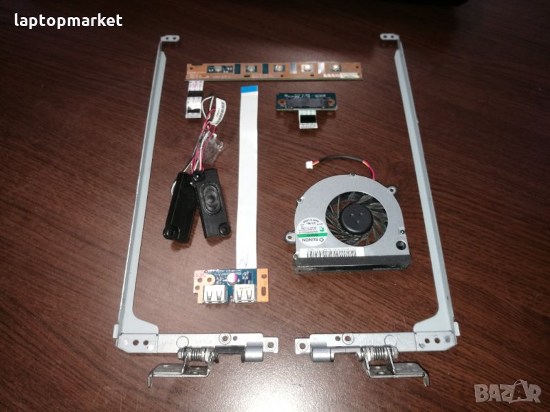 Toshiba Satellite L550D на части, снимка 1