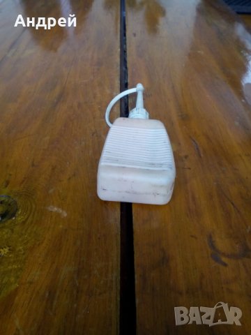 Стара пластмасова масльонка, снимка 4 - Антикварни и старинни предмети - 23923685