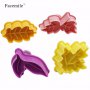 4 пластмасови форми есенни листа с бутало резец украса сладки торта фондан и др, снимка 1 - Форми - 17327663