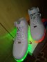НОВИ Дамски светещи маратонки с лед светлини в подметката, снимка 4
