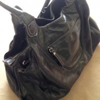 Дамска чанта, снимка 2 - Чанти - 21104225