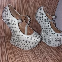 Обувки с шипове , снимка 6 - Дамски обувки на ток - 24426744