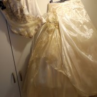 Мечтаната сватбена рокля, снимка 8 - Сватбени рокли - 23088752