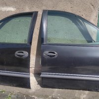 Chrysler Voyager Крайслер Вояджър - НА ЧАСТИ - Врати и Преден капак, Радиатор, снимка 2 - Части - 21841841