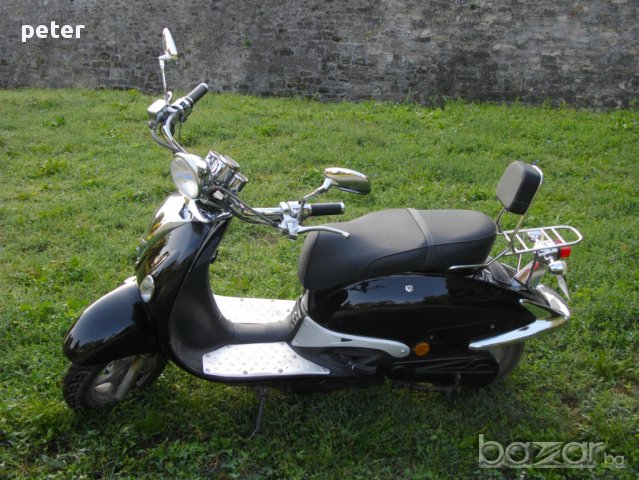 VESPA  Електрически скутер 1500 Watt Retro E-Scooter , снимка 6 - Мотоциклети и мототехника - 11938894
