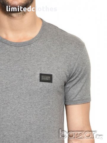 D&G Dolce and Gabbana Grey Metal Plate Logo Мъжка Тениска size 48 (M), снимка 2 - Тениски - 10325863