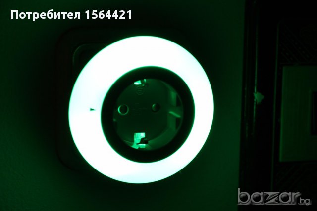 LED цветна нощна лампа/ контакт, нова, немска, внос от Германия, снимка 7 - Настолни лампи - 16697833