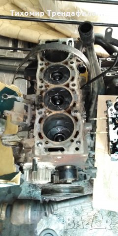 Пежо 807 peugeot 807 RHW motor 2.0 hdi 109hp на части разглобен мотор, снимка 3 - Автомобили и джипове - 25164117