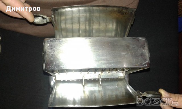 Стара ютия,тостер и стар полицейски колан, снимка 11 - Други ценни предмети - 16552535