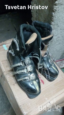 Стари скиобувки и щеки., снимка 3 - Зимни спортове - 23226041