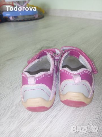 сандали за момиче , снимка 3 - Детски сандали и чехли - 25662404