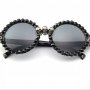 Кръгли слънчеви очила с камъни и черепи код 2211182, снимка 1 - Слънчеви и диоптрични очила - 23483190