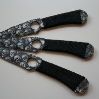 Комплект ножове за хвърляне - 3 броя, снимка 1 - Ножове - 22042409