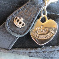 АРИСТОКРАТИЧНИ дамски ботуши, ОГРАНИЧЕНА СЕРИЯ, LIMITED EDITION Juicy Couture Gold original, 38 - 39, снимка 10 - Дамски ботуши - 20294530