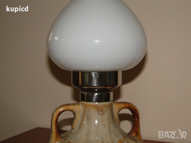 Лампа, снимка 4 - Настолни лампи - 22812787