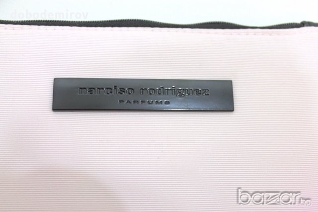 Комплект NARCISO RODRIGUEZ pink small & large pouches, cosmetic-make-up, снимка 9 - Други - 14667116