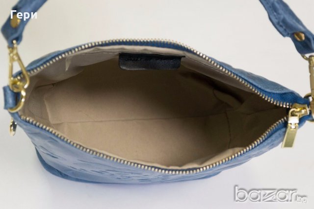 Естествена кожа, синя дамска чанта марка Giulia, снимка 3 - Чанти - 18826261