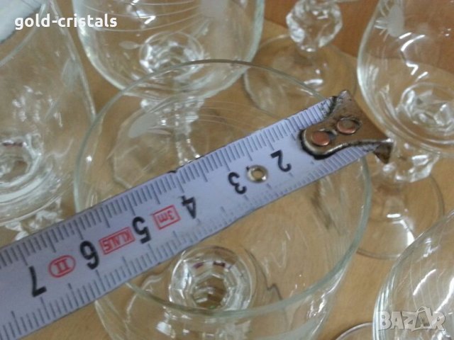 Кристални чаши за вино гравирани, снимка 3 - Антикварни и старинни предмети - 22743917