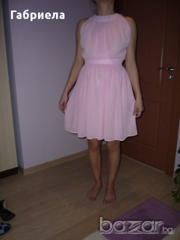 Розова рокля, снимка 1 - Рокли - 16450149