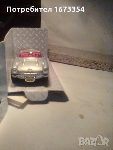 Модел на Шевролет Корвет, снимка 6 - Други ценни предмети - 22134070