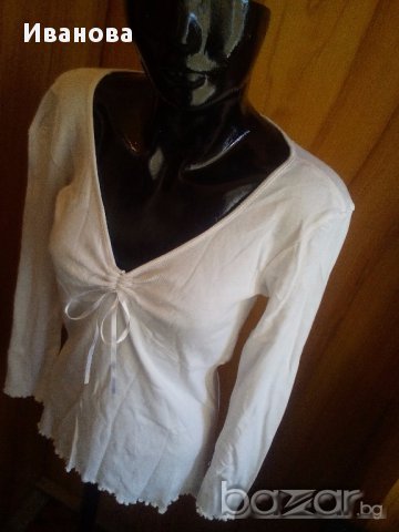 Бяла блуза Трико Л, снимка 2 - Блузи с дълъг ръкав и пуловери - 14449418